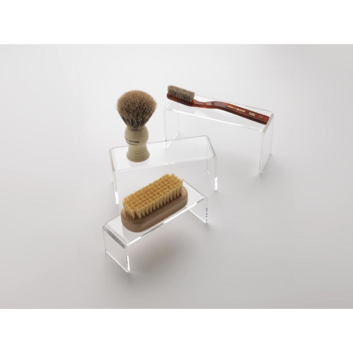 set de 3 : 130, 140 et 150 mm de long, transparent Podium rectangulaire en acrylique DEFLECTO - Podiums rectangulaires en acrylique deflecto, 3 tailles emboîtables, sous des brosses